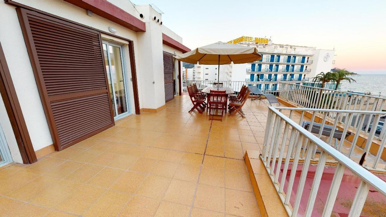Atico Con Vista Mar. 50 M De La Playa - Casa Nova 13 Apartment Росес Екстериор снимка