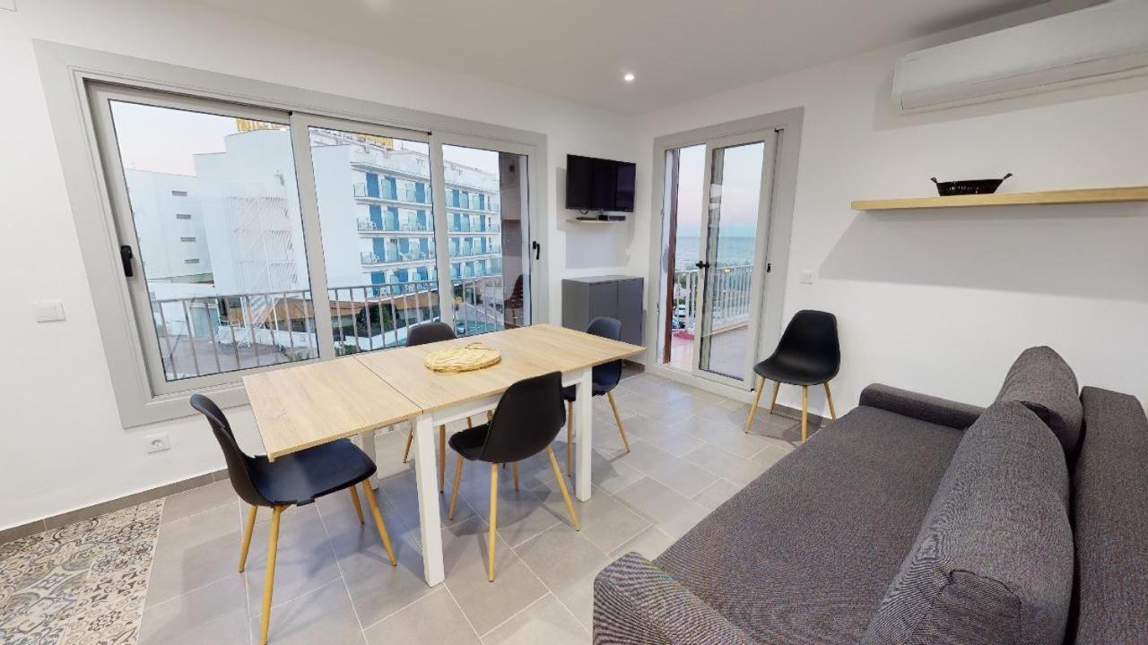 Atico Con Vista Mar. 50 M De La Playa - Casa Nova 13 Apartment Росес Екстериор снимка